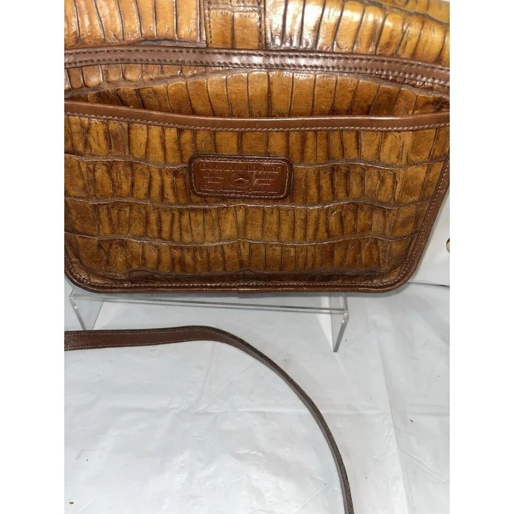 Vintage Dooney Bourke Croc Embossed Leather Cat Eye Flap Bag MADE IN USA_6